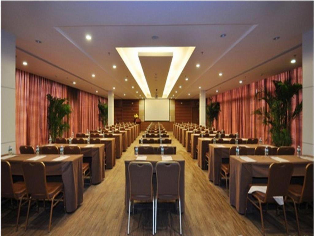 Poly Hotel, Kanton Exterior foto